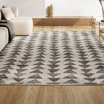 Aisha Moroccan Triangle Geometric Area Rug